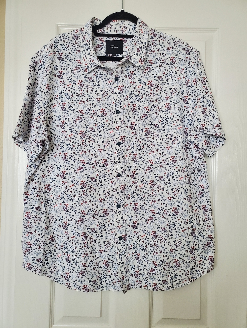 Rails Men's Short Sleeve Cotton Button Down Shirt White with Red & Navy Floral